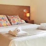 Apartamento Turísticos Casa Sandra *